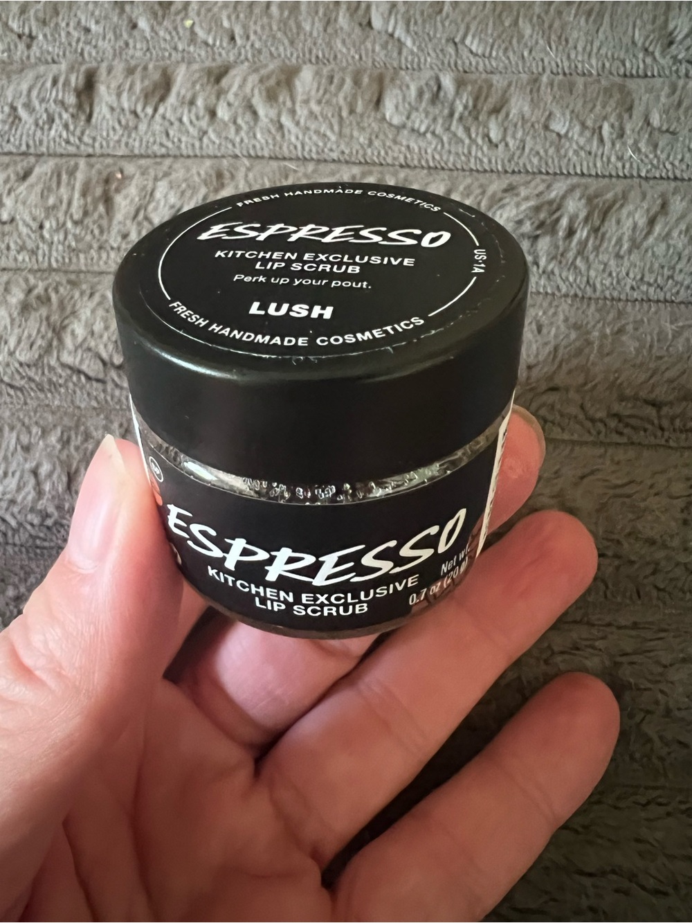 LUSH KITCHEN EXCLUSIVE ESPRESSO LIP SCRUB UNUSED